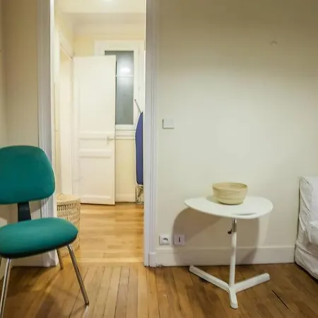 Saint Paul/marais- Saint Antoine Lovely 1 Bedroom Apartment *