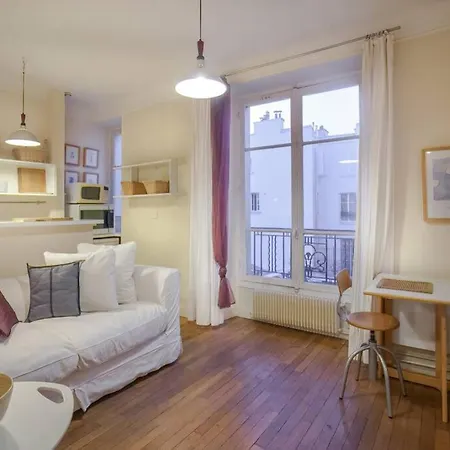 Saint Paul/marais- Saint Antoine Lovely 1 Bedroom Apartment *